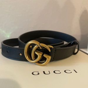 Gucci belt double g buckle leather black thin Authentic SIZE 70